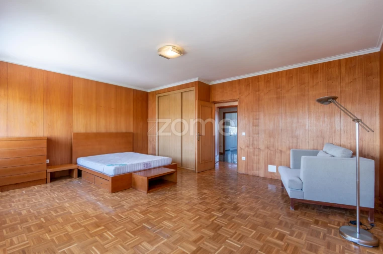 Apartamento T2 para Arrendamento em Cidade da Maia Foto 21