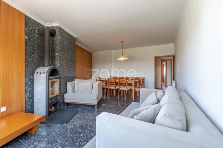 Apartamento T2 para Arrendamento em Cidade da Maia Foto 9