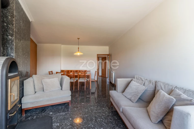 Apartamento T2 para Arrendamento em Cidade da Maia Foto 10