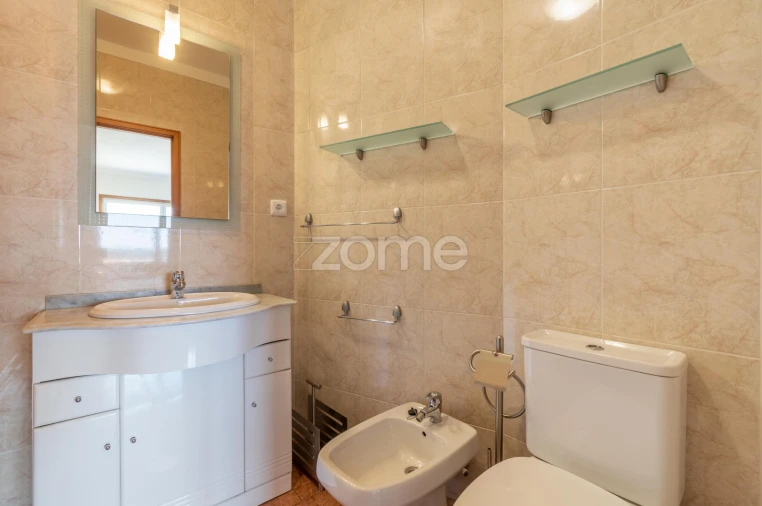 Apartamento T2 para Arrendamento em Cidade da Maia Foto 19