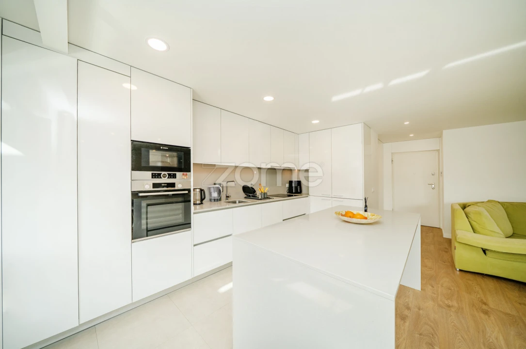 Apartamento T2 para Venda em Nogueira, Fraião e Lamaçães Foto 11