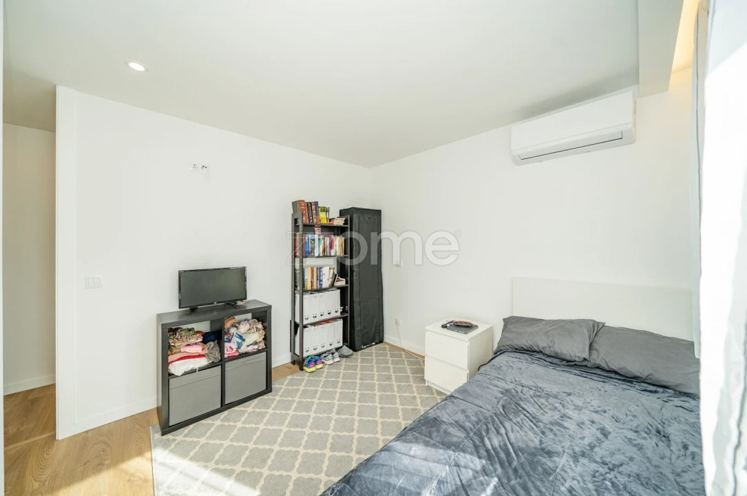 Apartamento T2 para Venda em Nogueira, Fraião e Lamaçães Foto 18