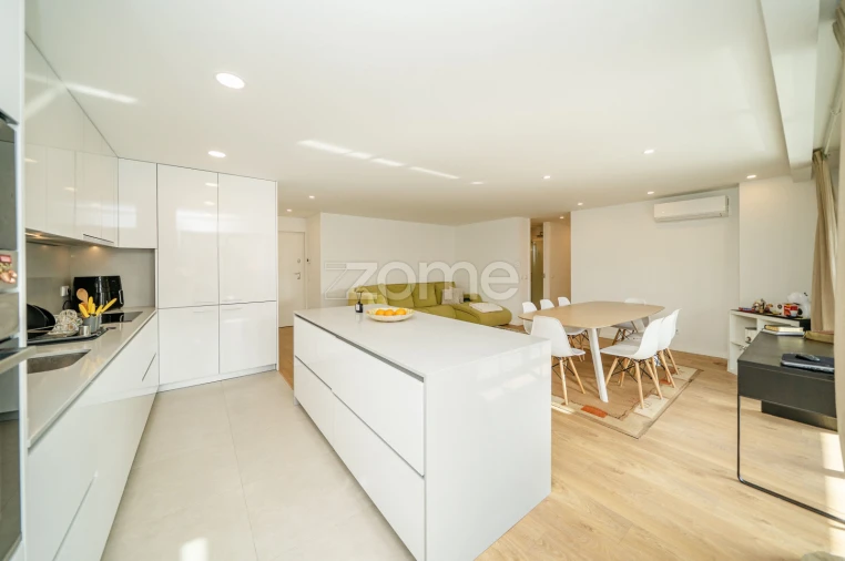 Apartamento T2 para Venda em Nogueira, Fraião e Lamaçães Foto 10