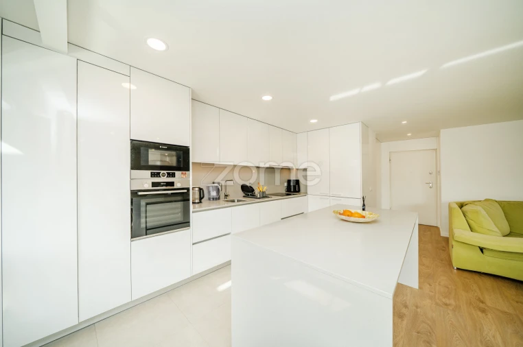 Apartamento T2 para Venda em Nogueira, Fraião e Lamaçães Foto 11