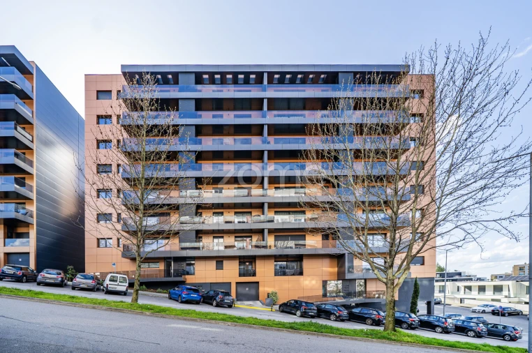 Apartamento T2 para Venda em Nogueira, Fraião e Lamaçães Foto 1