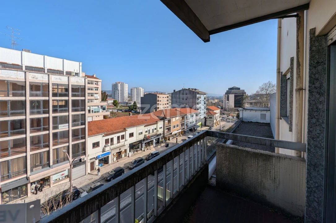 Apartamento T3 para Venda em São João da Madeira Foto 9