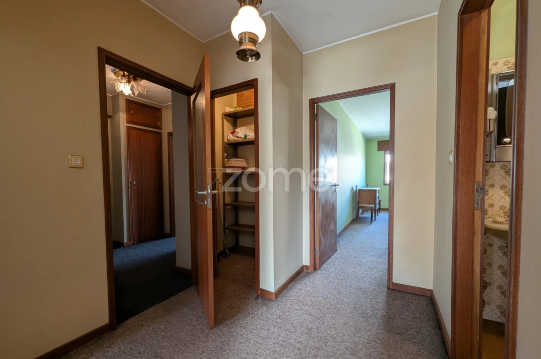 Apartamento T3 para Venda em São João da Madeira Foto 25