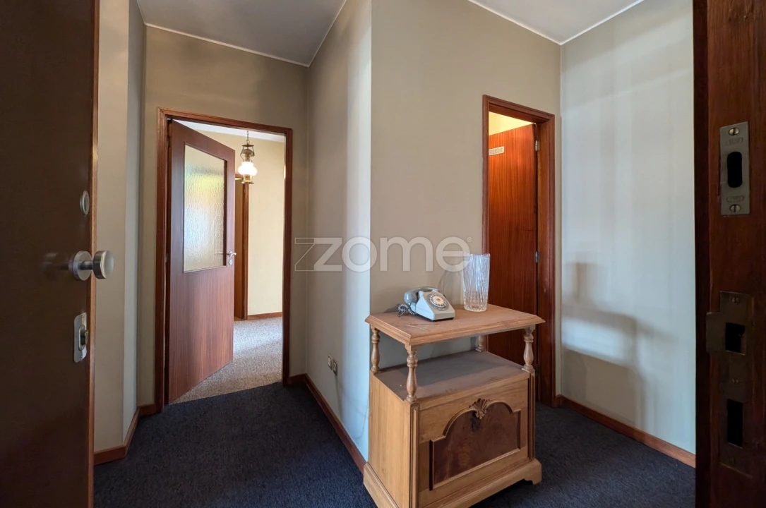 Apartamento T3 para Venda em São João da Madeira Foto 30