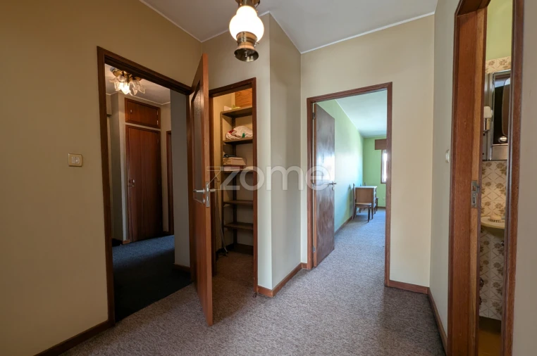 Apartamento T3 para Venda em São João da Madeira Foto 25