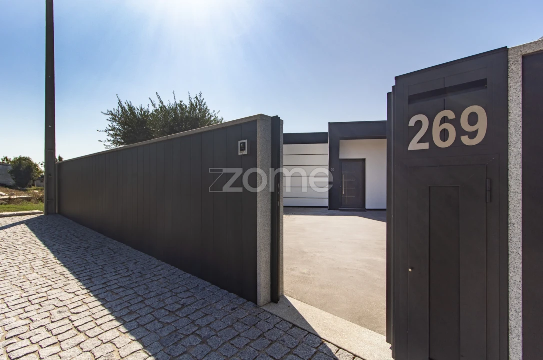 Moradia T3 para Venda em Sande São Lourenço e Balazar Foto 47