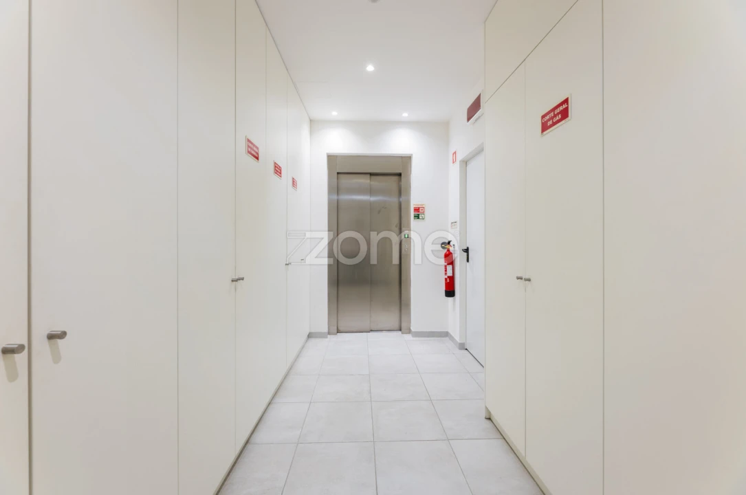 Apartamento T1 para Arrendamento em São Vicente (Braga) Foto 12