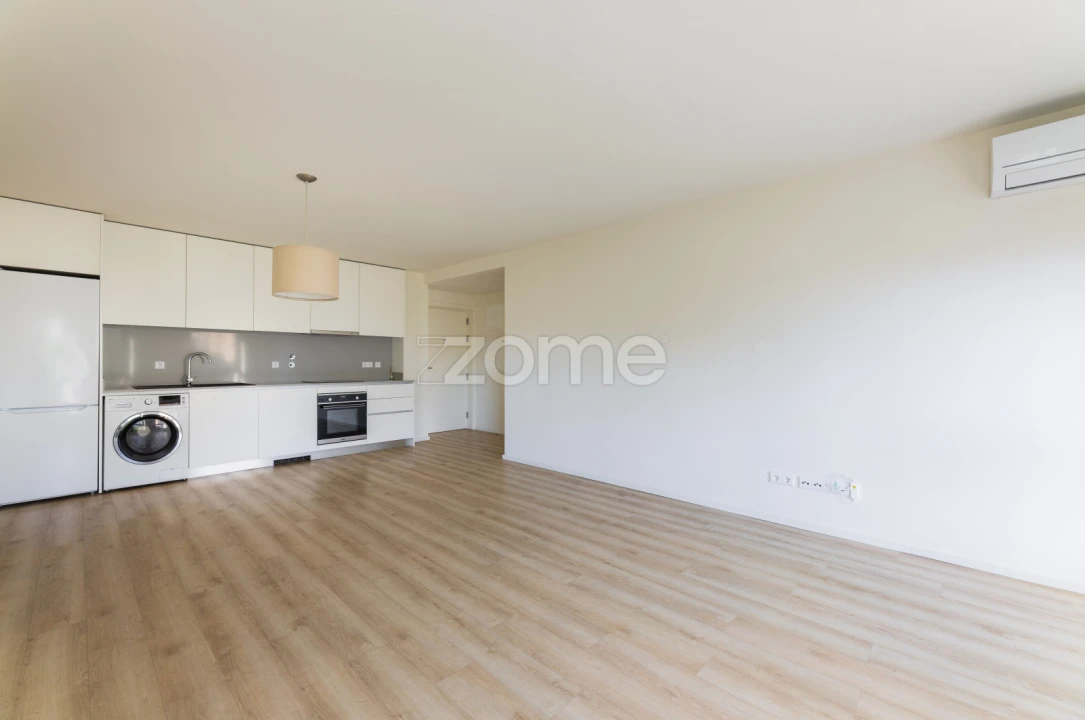 Apartamento T1 para Arrendamento em São Vicente (Braga) Foto 1