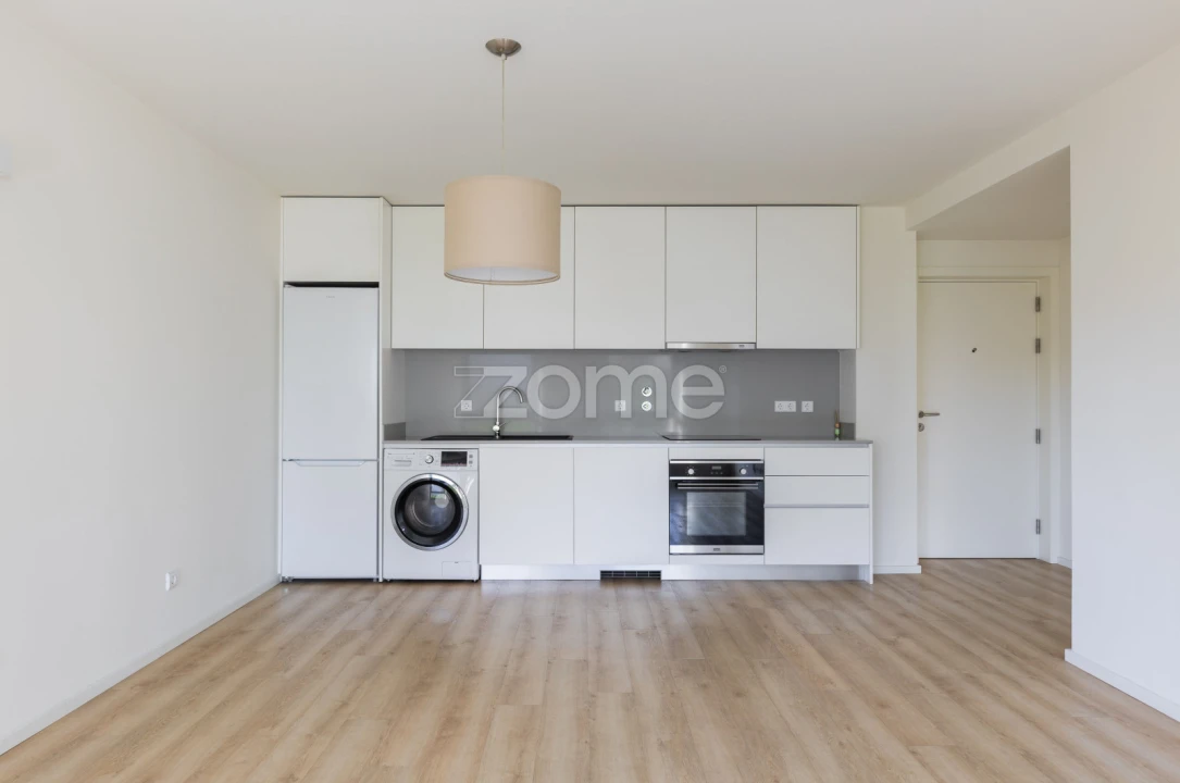 Apartamento T1 para Arrendamento em São Vicente (Braga) Foto 5