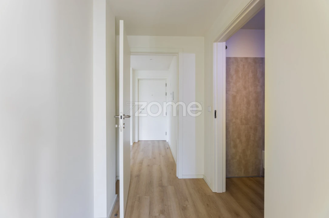 Apartamento T1 para Arrendamento em São Vicente (Braga) Foto 11