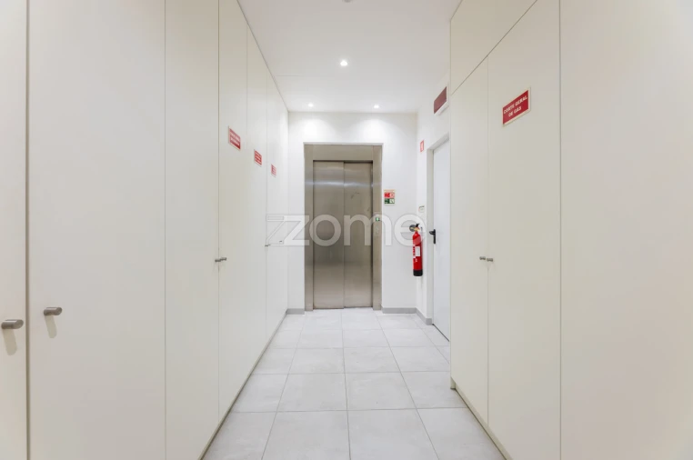 Apartamento T1 para Arrendamento em São Vicente (Braga) Foto 12