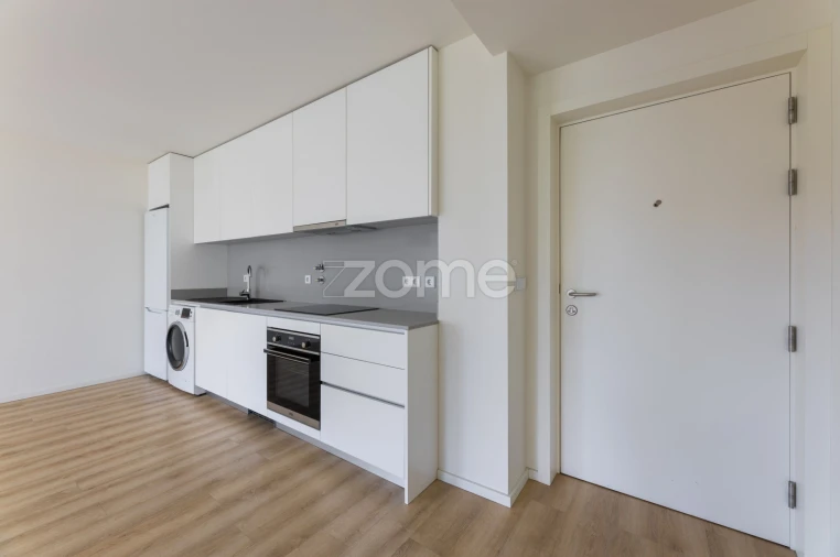 Apartamento T1 para Arrendamento em São Vicente (Braga) Foto 6