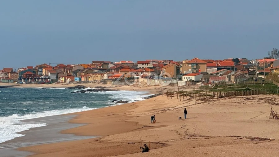 Terreno para Venda em Vila Chã