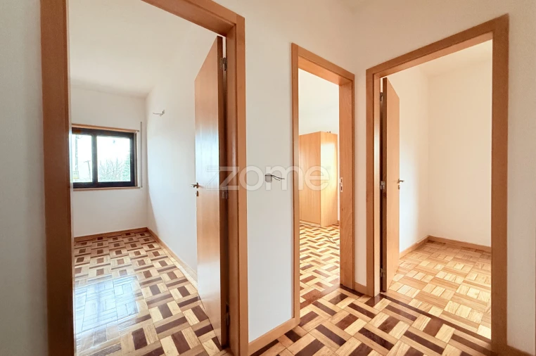 Moradia T3 para Venda em Carreira e Bente Foto 14