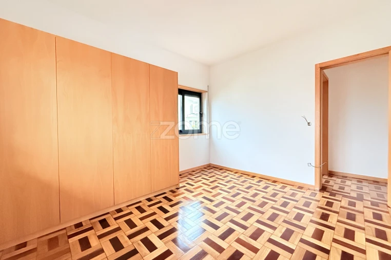 Moradia T3 para Venda em Carreira e Bente Foto 8