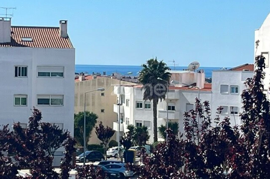 Apartamento T3 para Arrendamento em Carcavelos e Parede Foto 16