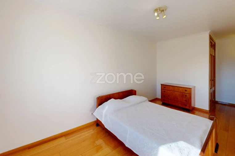 Apartamento T3 para Arrendamento em Carcavelos e Parede Foto 14