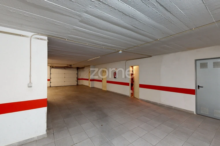 Apartamento T3 para Arrendamento em Carcavelos e Parede Foto 15