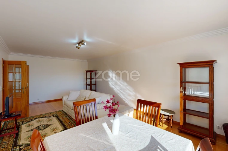 Apartamento T3 para Arrendamento em Carcavelos e Parede Foto 3