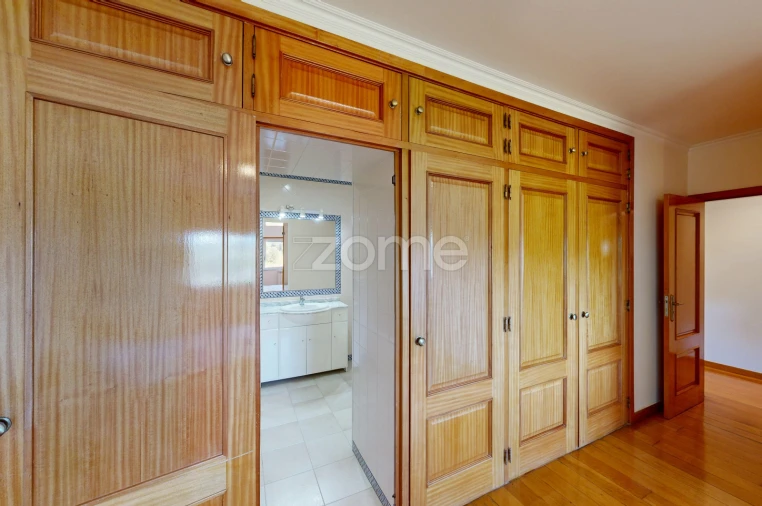 Apartamento T3 para Arrendamento em Carcavelos e Parede Foto 11