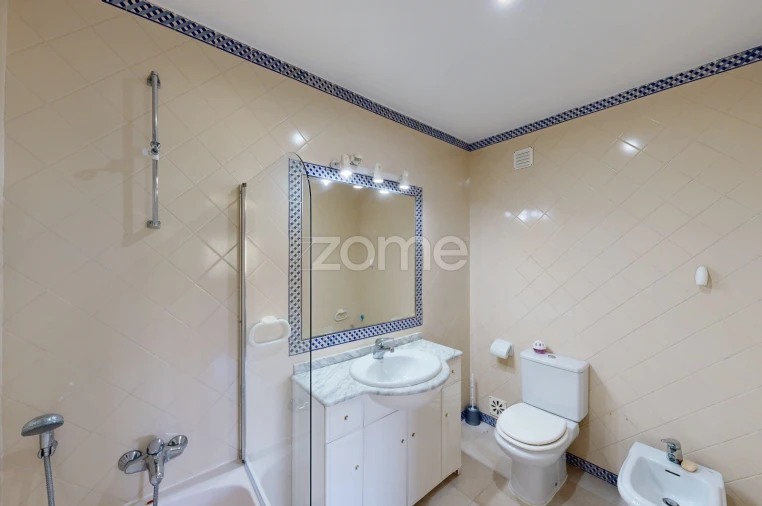 Apartamento T3 para Arrendamento em Carcavelos e Parede Foto 12