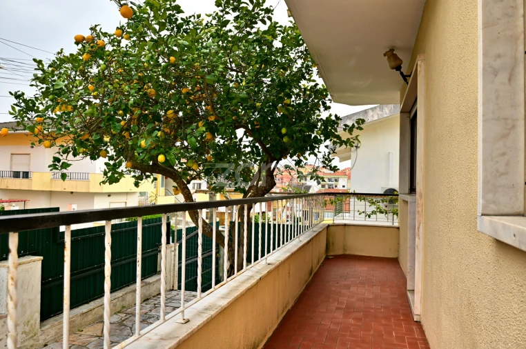 Moradia T3 para Venda em Porto Salvo Foto 12