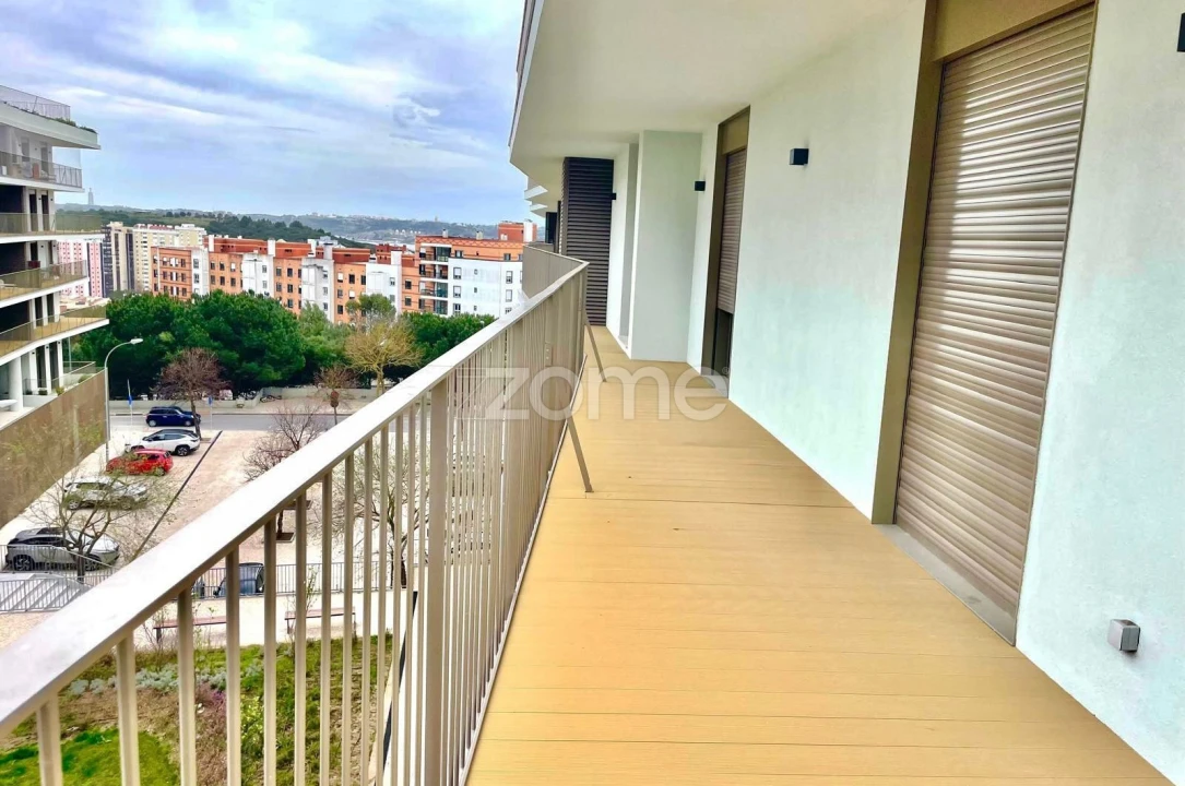 Apartamento T2 para Venda em Algés, Linda-A-Velha e Cruz Quebrada-Dafundo Foto 6