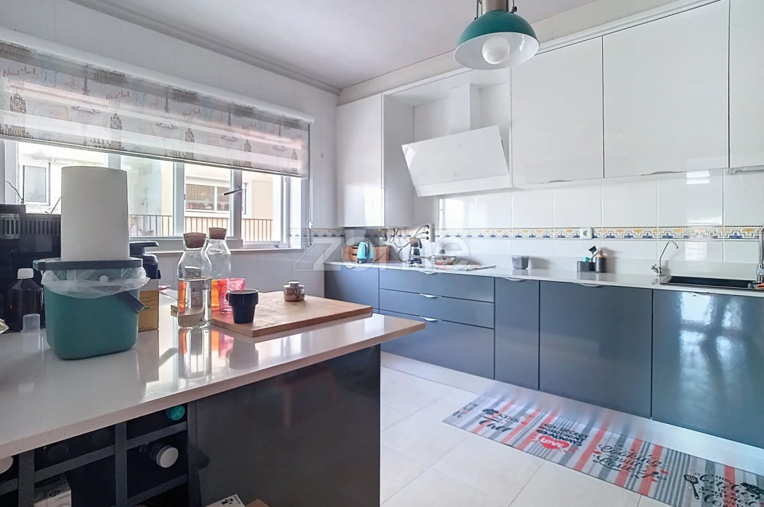 Apartamento T3 para Venda em Buarcos Foto 5