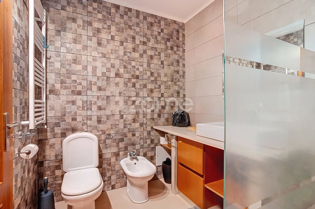 Apartamento T3 para Venda em Buarcos Foto 9