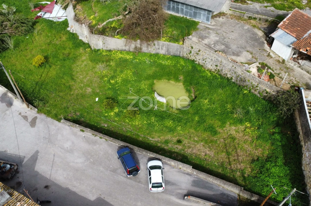 Terreno para Venda em Alqueidão Foto 1