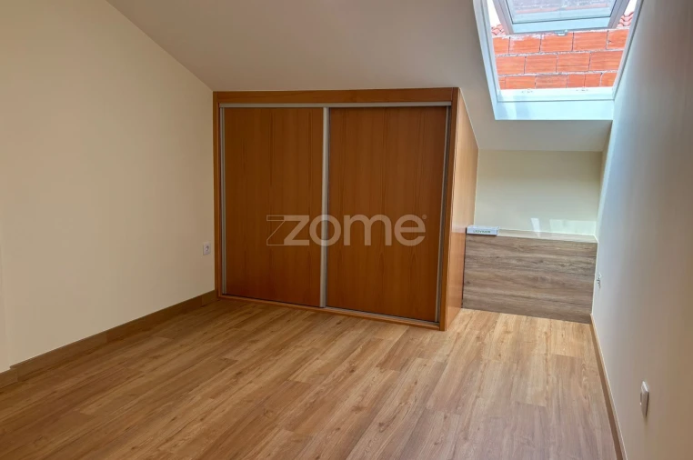 Moradia T4 para Venda em Buarcos Foto 20