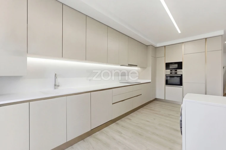 Apartamento T3 para Venda em Leiria, Pousos, Barreira e Cortes Foto 19