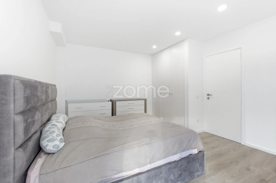 Apartamento T3 para Venda em Leiria, Pousos, Barreira e Cortes Foto 15