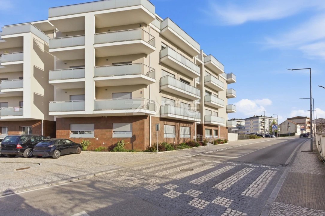 Apartamento T3 para Venda em Leiria, Pousos, Barreira e Cortes Foto 1