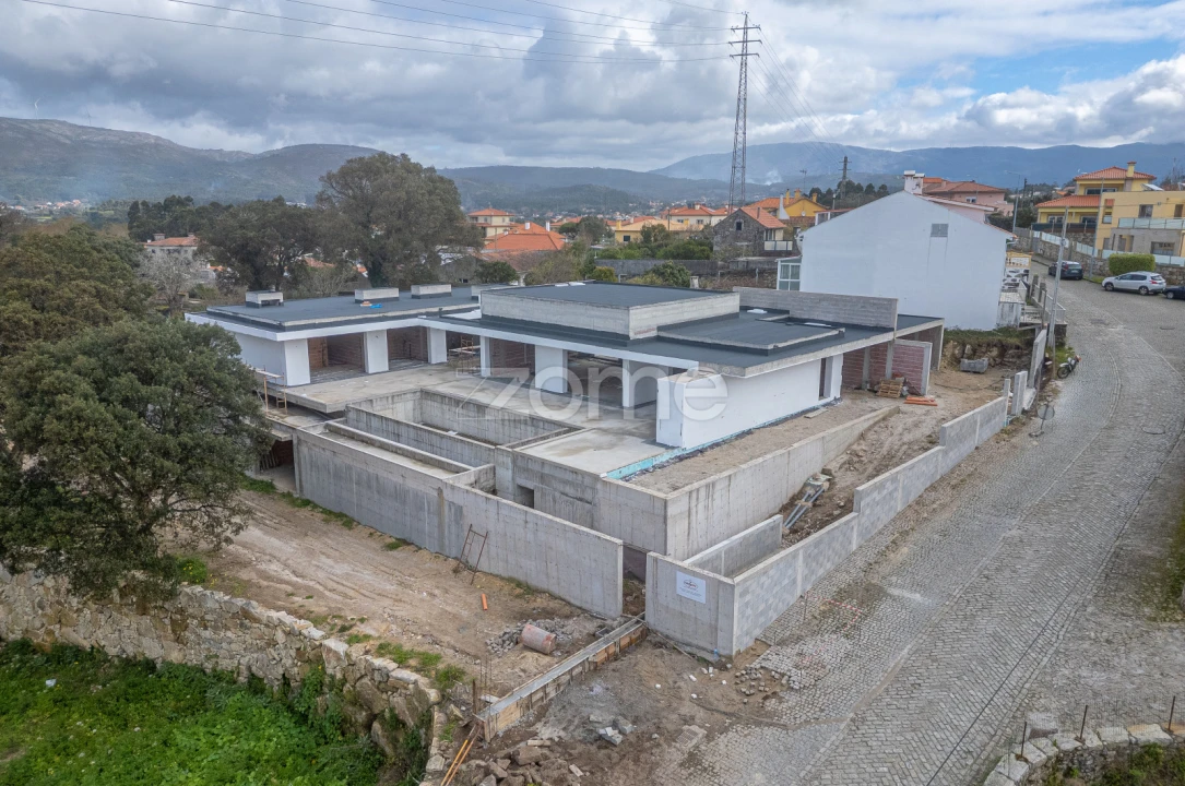 Moradia T3 para Venda em Ancora Foto 5