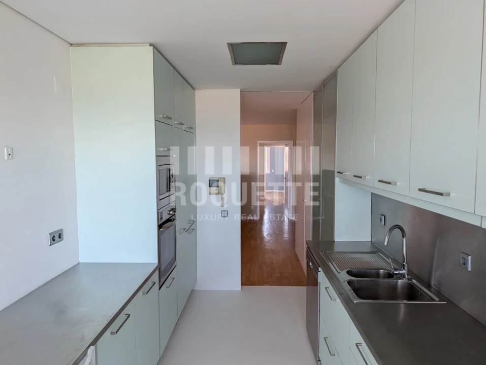 Apartamento T3 para Venda em Aldoar, Foz do Douro e Nevogilde Foto 7
