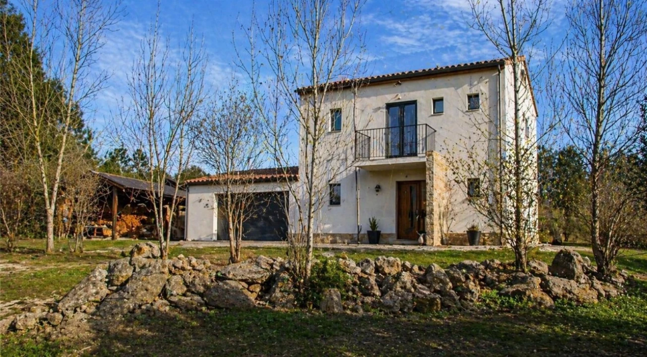 Moradia T2 para Venda em Travanca de Lagos Foto 3