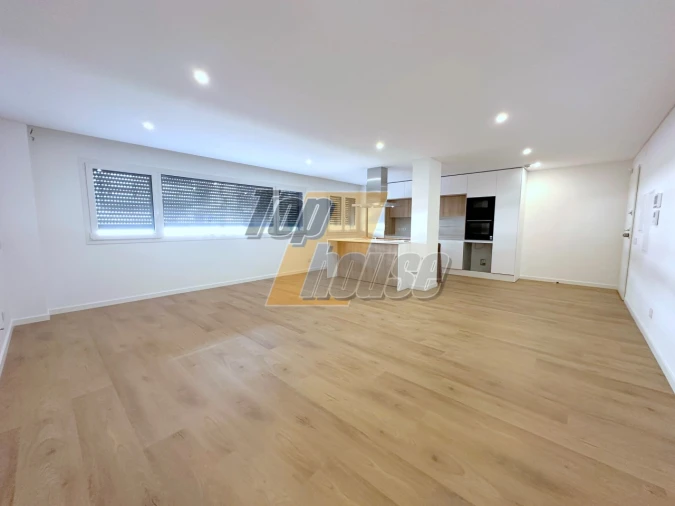 Apartamento T3 para Venda em Costa da Caparica Foto 2