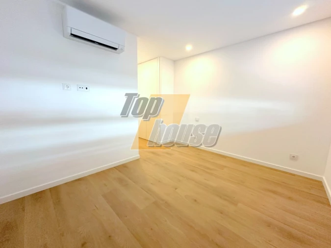 Apartamento T3 para Venda em Costa da Caparica Foto 15