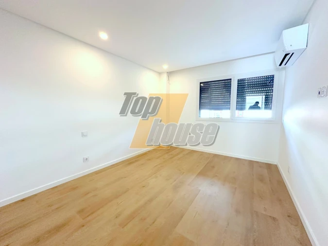 Apartamento T3 para Venda em Costa da Caparica Foto 15