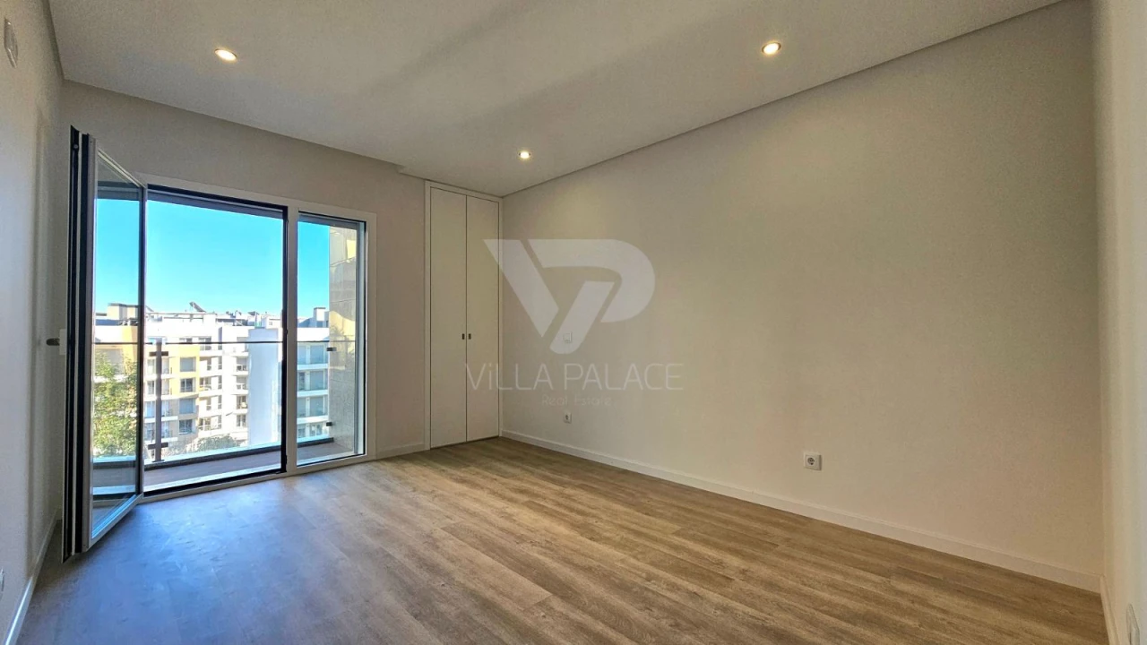 Apartamento T2 para Arrendamento em Carcavelos e Parede Foto 7