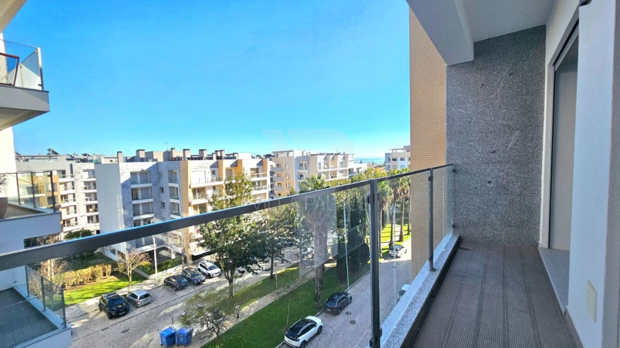 Apartamento T2 para Arrendamento em Carcavelos e Parede Foto 10