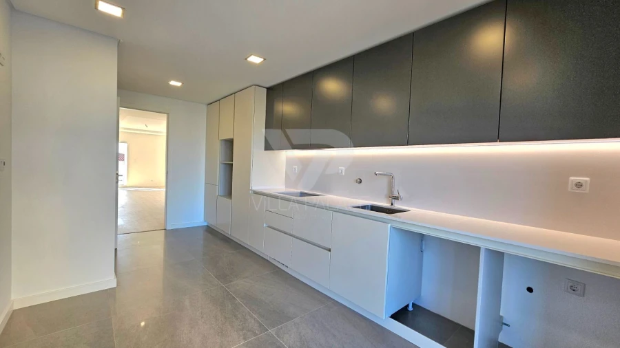 Apartamento T2 para Arrendamento em Carcavelos e Parede Foto 16