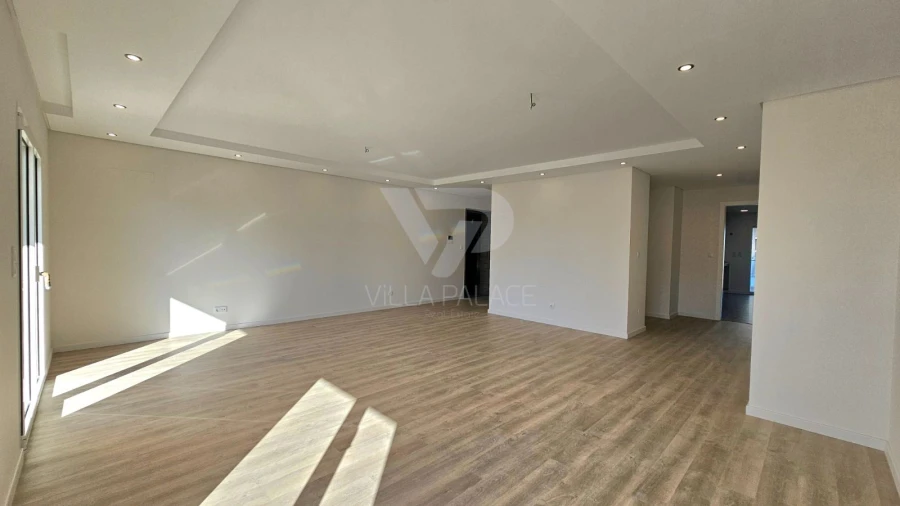 Apartamento T2 para Arrendamento em Carcavelos e Parede Foto 21