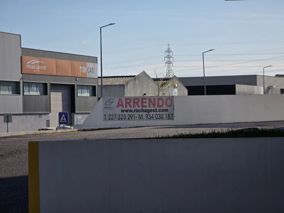 Armazém para Arrendamento em Canelas Foto 16