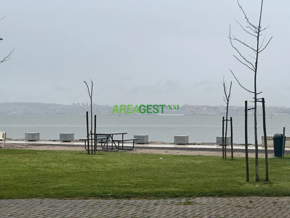 Moradia T3 para Venda em Barreiro e Lavradio Foto 21